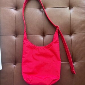Baggu small sling bag candy apple red